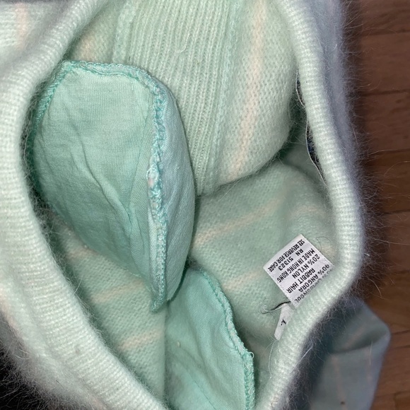 Vintage Chaus Angora & Lambswool Blend Crop Sweater - Picture 10 of 11